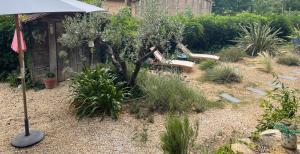 Maisons de vacances Jolie annexe du mas dans le coeur de la garrigue nimoise : photos des chambres