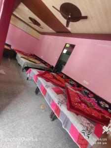 Mansi Hotel and restaurant