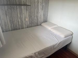 Mobil Home pleine nature proche de st Guillem le désert