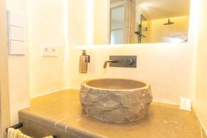 Casa Acua de Aljaranda | De diseño, Casco Hist.