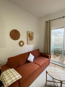 Appartements Charming 2-room, River Park : photos des chambres
