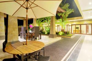 Ubud Hillside by Sari Sasih PROMO