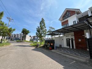 MP Villa Boulvard 43 Malang