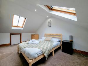 Four Bedroom House by Brookland Stays Serviced Accommodation Short Lets Brightonwith Free WiFi