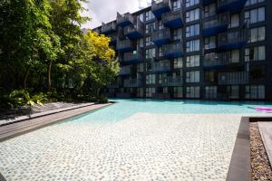 新房特惠 芭东TheDeck10精装一卧室公寓 近芭东海滩Bangla江西冷