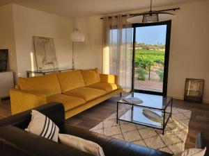 Villas Villa neuve calme - piscine privee - vue sur les vignes : photos des chambres
