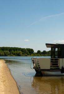 Holiday Houseboats
