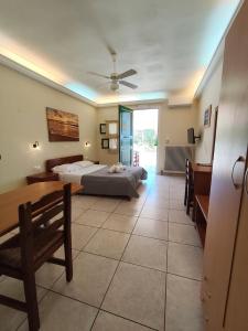 Studio with Garden and Pool View room in Vassiliki Studios