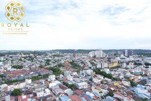 Royal Suites Studio 30ZY - Citra Plaza Nagoya Apartment