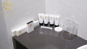 Royal Suites Studio 30ZY - Citra Plaza Nagoya Apartment