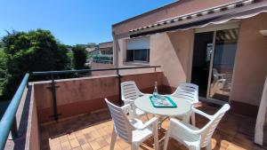 Appartements Studio La Madrague Cote d-Azur : photos des chambres