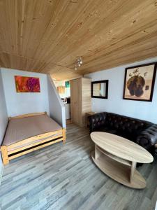 Nameliai ir apartamentai Šventojoje