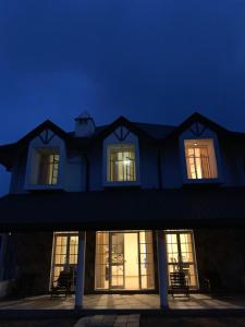 Hide Out Hills Bungalow
