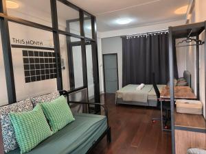 Charoen Nakhon 48 House