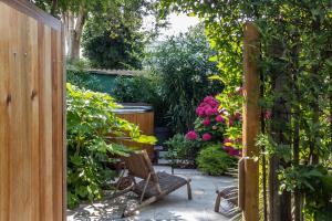 Escale Rochelaise, chambre avec access spa et sauna