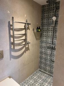 Cozy apartment in Kadriorg