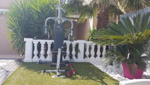 Maisons de vacances Maison avec Piscine privee chauffee 9X4m Clim TV grand ecran location saisonniere de vacances ete proche plage et centre ville sud montpellier : photos des chambres
