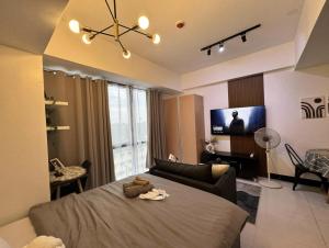 Modern Studio Unit in Viceroy McKinley Hill Taguig