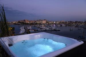 King Room with Mini Pool and Sea View Terrace