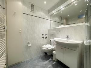 Haus Metropol App 145 direkt am Strand 2 mit Balkon Cityblick