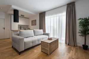 Wheat of coffee with KING BED in OCP