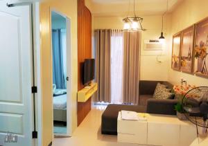 Palawan 2BR Rentals with Balcony, FREE Pool, Gym and Secure Parking - B2 5Nambulite