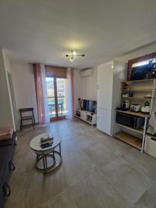Appartements Coquet 2 pieces neuf Calvi Plage : photos des chambres