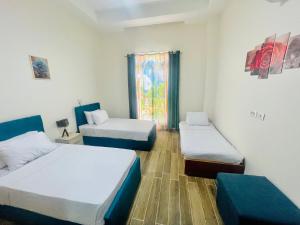 One Bedroom Apartment with a Unique Hut Corner