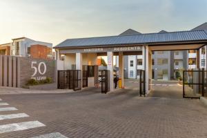 First Floor 2 Beds Premium Suite