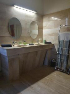 B&B / Chambres d'hotes Domaine d-Alemanie : photos des chambres