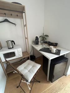 Chambre indépendante avec terrasse