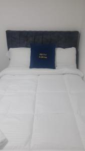 Calida habitación Paris