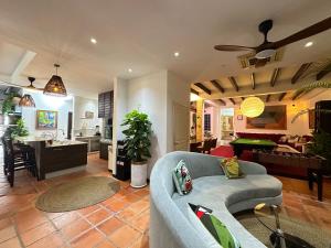 River side garden house