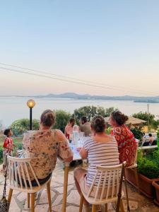 Stefanosplace ApartHotel Sea View