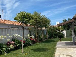 Maisons de vacances Maison 8 personnes avec grand jardin et piscine chauffee : photos des chambres