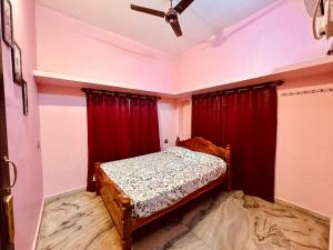 Phoenix Holiday Home