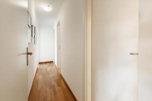 GOLDEN LUXE - Royal Sea View Private Parking