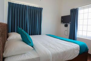 Cheerful Chalet