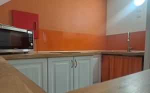 Appartements Joli studio equipe La Motte en Provence : photos des chambres