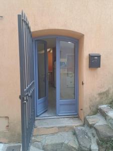 Appartements Joli studio equipe La Motte en Provence : photos des chambres