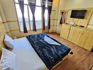 Hotel HiLL Mount View Dalhousie Chamba