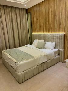 Brand New Al-Malqa Apartment La Gloria 05