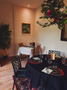 "Le Val des Prés" Atypique, Chambres spacieuses dans ancienne usine