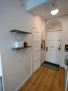 Foliate Living Silmu