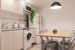 Fliphaus Moreno 550 A Loft with Pool in Plaza de Mayo