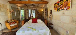 Sejours chez l'habitant Domaine du lagon bleu : Chambre Lit Queen-Size - Vue sur Jardin