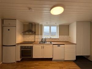 Mysig och ljus lägenhet i Uddebo