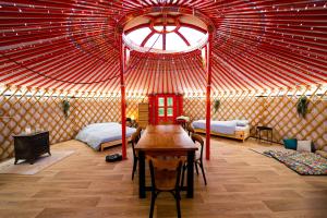 Lodges MoonYurt : Dortoir Mixte de 6 Lits
