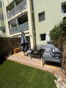 T2 - Jardin, Piscine, Parking entre Nice & Cannes