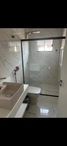 Aconchegante com área gourmet com piscina